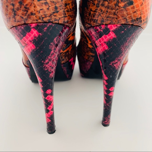 Guess women’s shoes - Picture 4 of 11